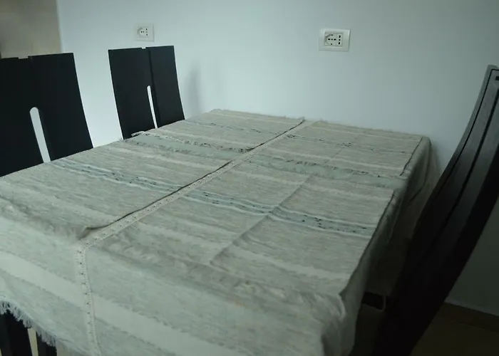 Center Apartment 2