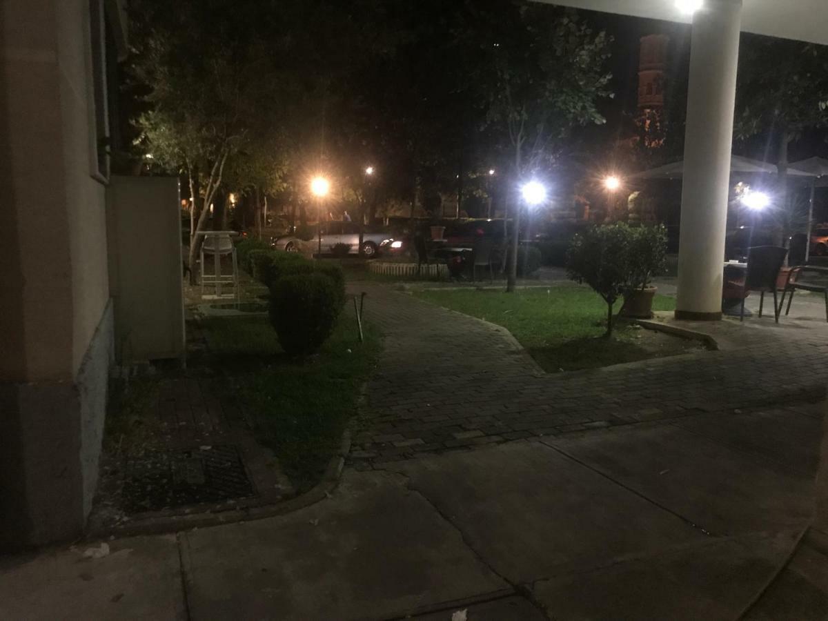 Apartment Center 2 *
